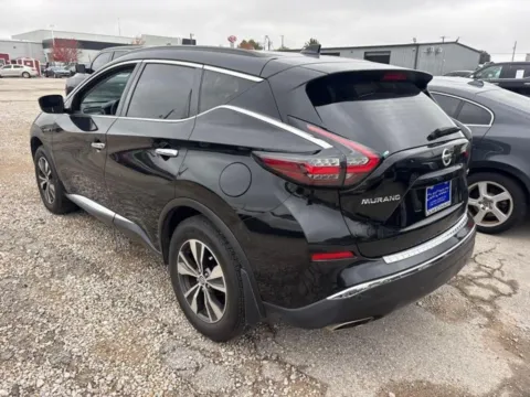 More photos of 2022 Nissan Murano SV at Sign It Drive It, TX