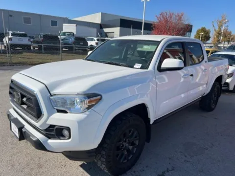 White 2021 Toyota Tacoma SR5 for sale in Denton, TX