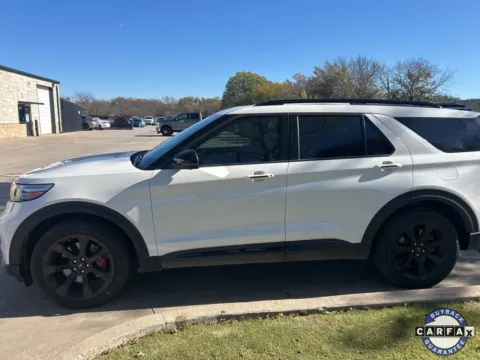 More photos of 2020 Ford Explorer ST at Sign It Drive It, TX