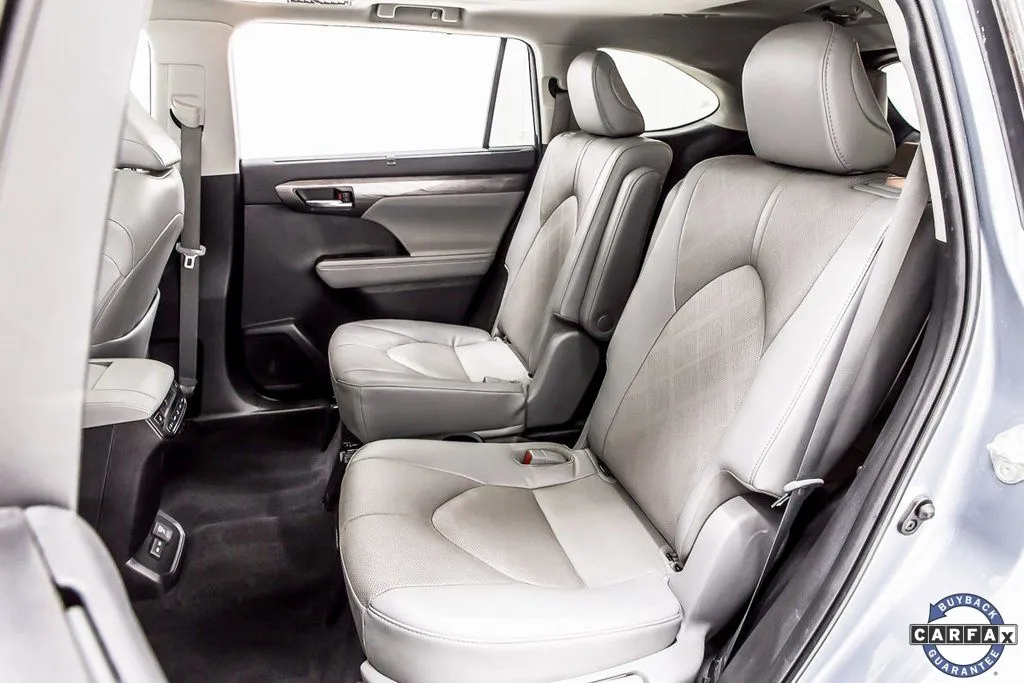 2023 Toyota Highlander Platinum - Photo 30