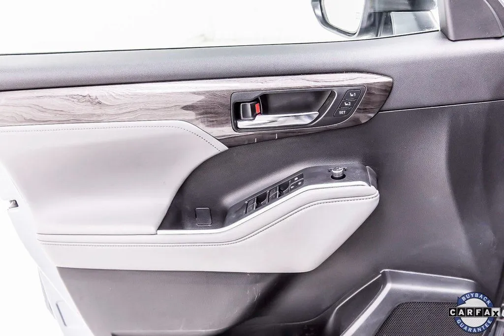 2023 Toyota Highlander Platinum - Photo 25