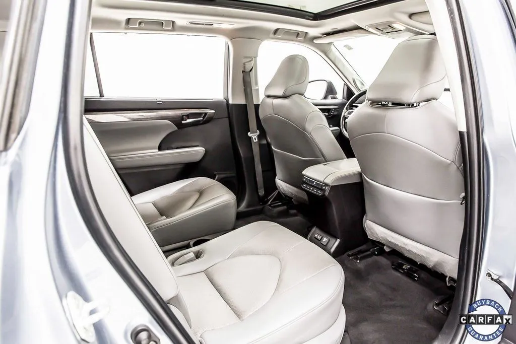 2023 Toyota Highlander Platinum - Photo 33