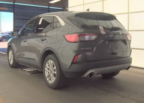 More photos of 2021 Ford Escape Hybrid SE at Sign It Drive It, TX