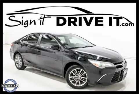 Black 2015 Toyota Camry SE for sale in Denton, TX