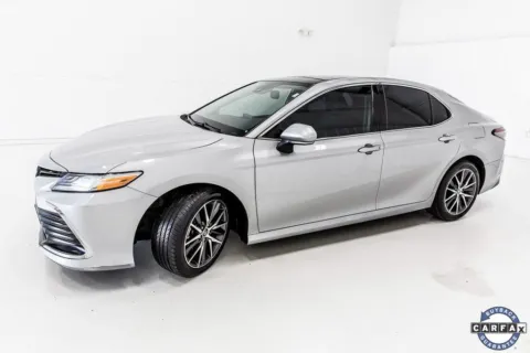 More photos of 2021 Toyota Camry XLE at Sign It Drive It, TX