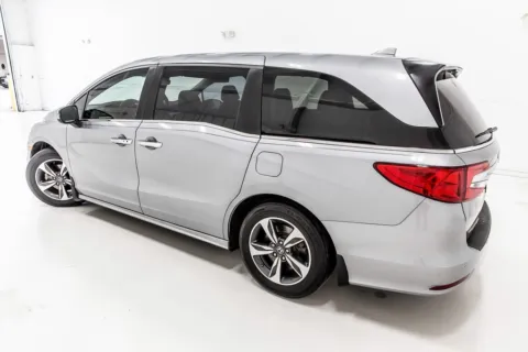 More photos of 2018 Honda Odyssey Touring at Sign It Drive It, TX