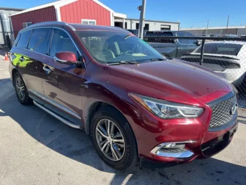 More photos of 2020 INFINITI QX60 LUXE at Sign It Drive It, TX