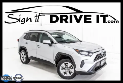 Silver 2022 Toyota RAV4 Hybrid LE for sale in Denton, TX