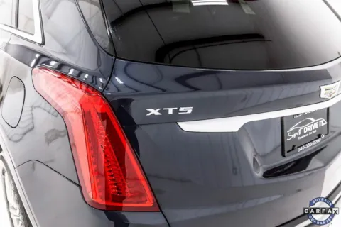 More photos of 2019 Cadillac XT5 Luxury at Sign It Drive It, TX