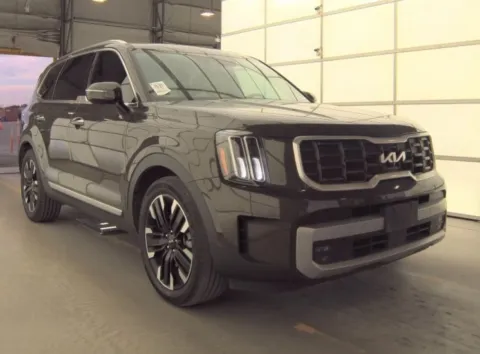 More photos of 2023 Kia Telluride SX-Prestige at Sign It Drive It, TX