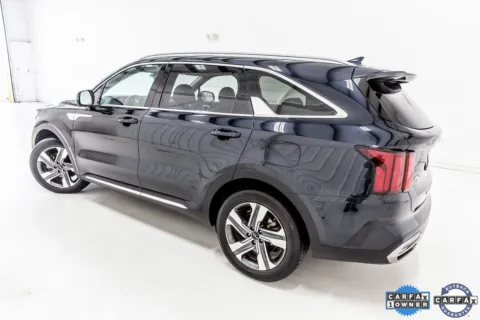 More photos of 2022 Kia Sorento Plug-In Hybrid SX Prestige at Sign It Drive It, TX
