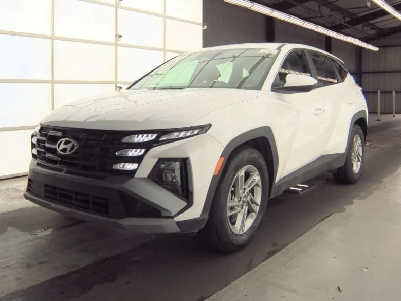 White 2025 Hyundai Tucson SE for sale in Denton, TX