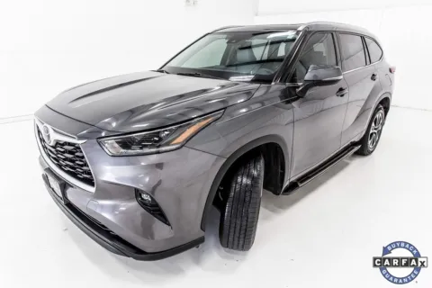 Photos of 2021 Toyota Highlander XLE for sale in Denton, TX at Sign It Drive It