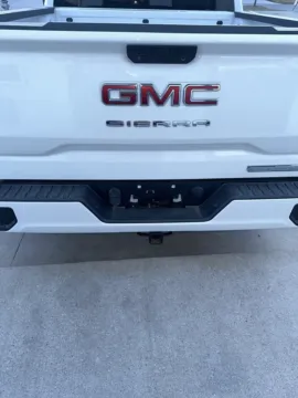 More photos of 2020 GMC Sierra 1500 Elevation at Sign It Drive It, TX