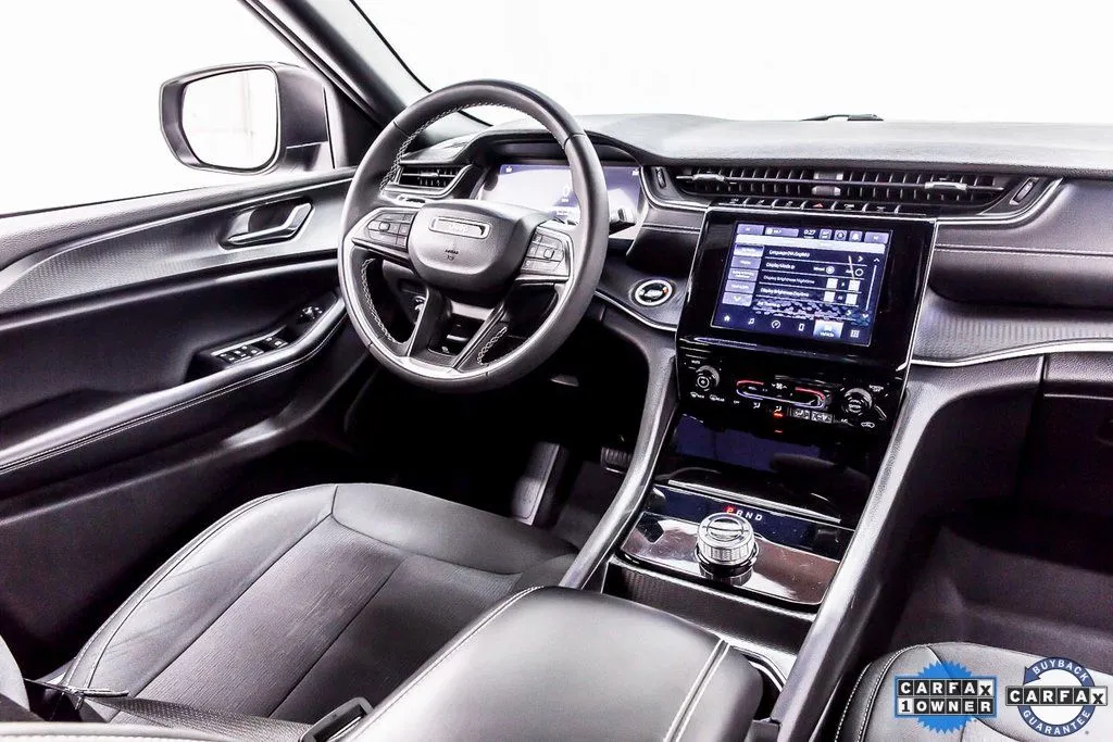 2024 Jeep Grand Cherokee Laredo - Photo 20