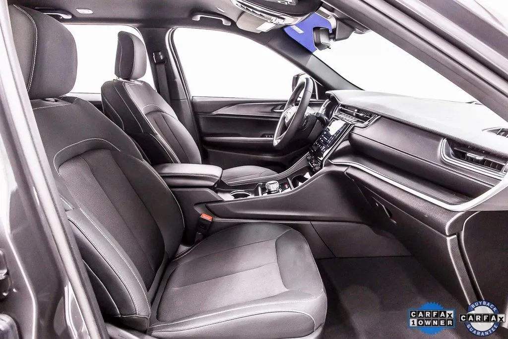 2024 Jeep Grand Cherokee Laredo - Photo 34