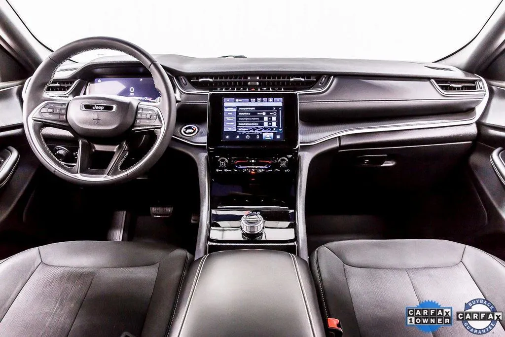 2024 Jeep Grand Cherokee Laredo - Photo 18