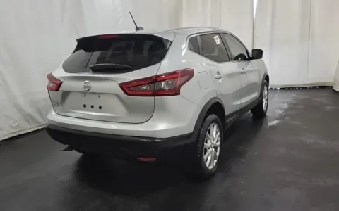 More photos of 2020 Nissan Rogue Sport S at Sign It Drive It, TX