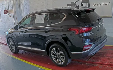 More photos of 2020 Hyundai Santa Fe SEL at Sign It Drive It, TX