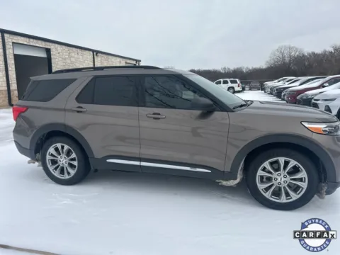 More photos of 2021 Ford Explorer XLT at Sign It Drive It, TX
