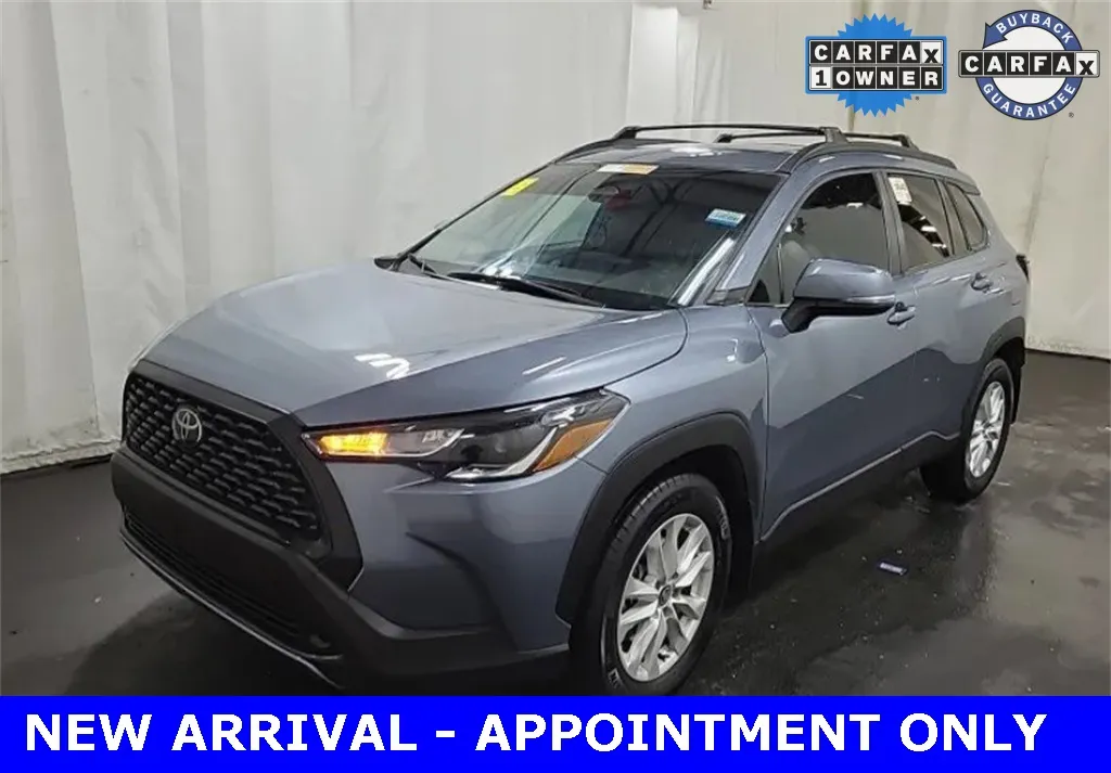 Used 2024 Toyota Corolla Cross LE for sale in Denton, TX at Sign