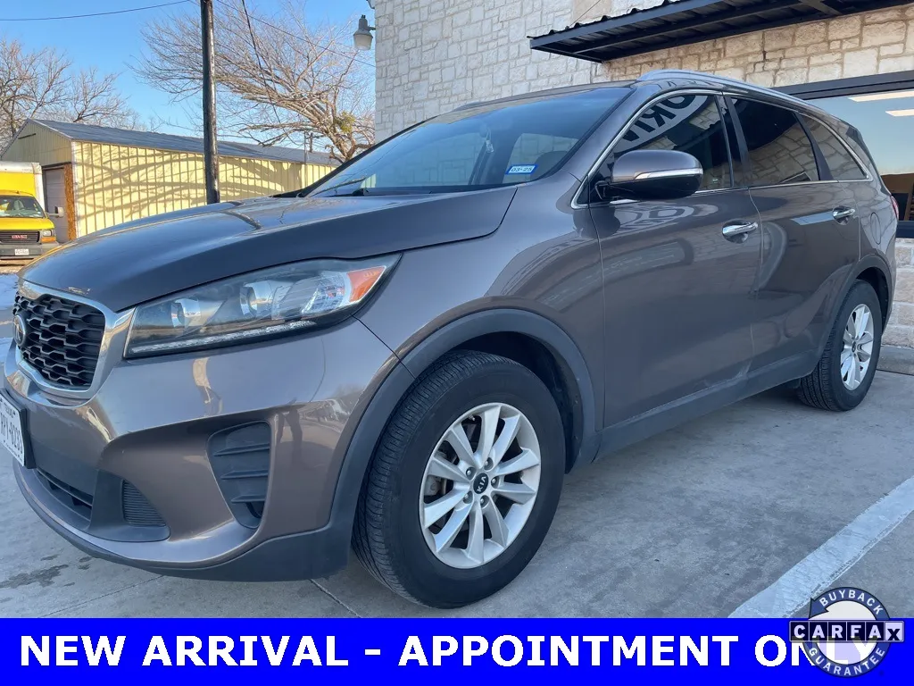 Brown 2019 Kia Sorento LX for sale in Denton, TX