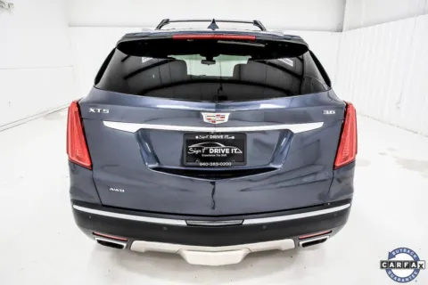 More photos of 2019 Cadillac XT5 Platinum at Sign It Drive It, TX