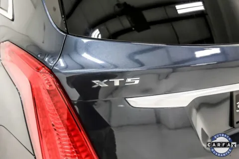 Another view of 2019 Cadillac XT5 Platinum for sale in Denton, TX at Sign It Drive It