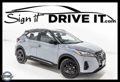 Gray 2024 Nissan Kicks SR for sale in Denton, TX