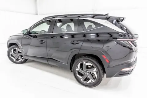 More photos of 2022 Hyundai Tucson Limited at Sign It Drive It, TX