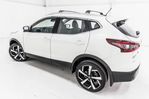 More photos of 2021 Nissan Rogue Sport SL at Sign It Drive It, TX