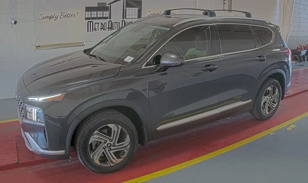 Gray 2022 Hyundai Santa Fe SEL for sale in Denton, TX