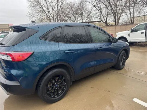More photos of 2020 Ford Escape SE Sport Hybrid at Sign It Drive It, TX