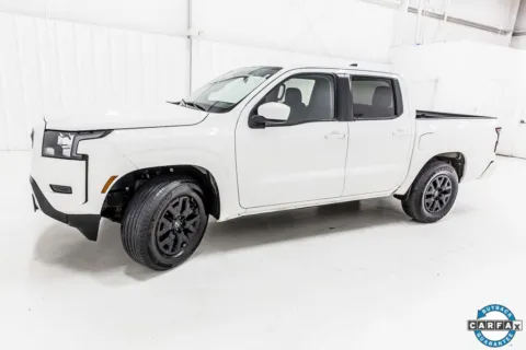 More photos of 2023 Nissan Frontier SV at Sign It Drive It, TX
