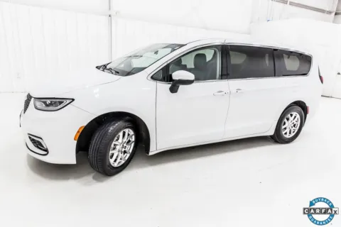 Another view of 2023 Chrysler Pacifica Touring L for sale in Denton, TX at Sign It Drive It