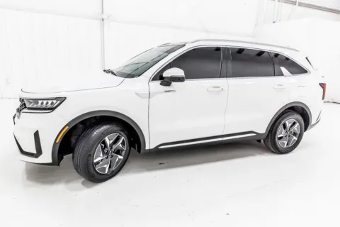 Another view of 2021 Kia Sorento Hybrid EX for sale in Denton, TX at Sign It Drive It