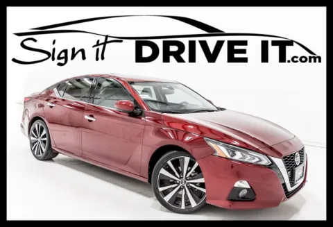 Red 2019 Nissan Altima 2.5 Platinum for sale in Denton, TX