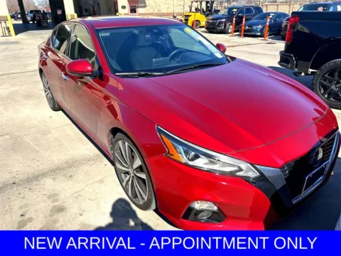 Red 2019 Nissan Altima 2.5 Platinum for sale in Denton, TX