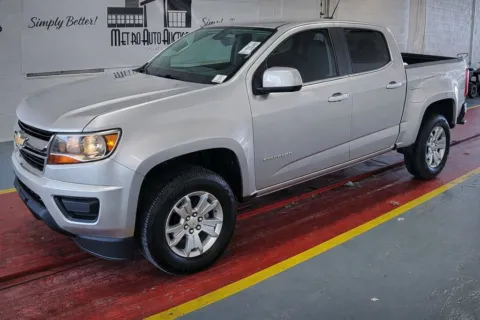 Silver 2018 Chevrolet Colorado LT for sale in Denton, TX