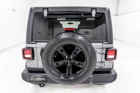 More photos of 2020 Jeep Wrangler Unlimited Sport Altitude at Sign It Drive It, TX