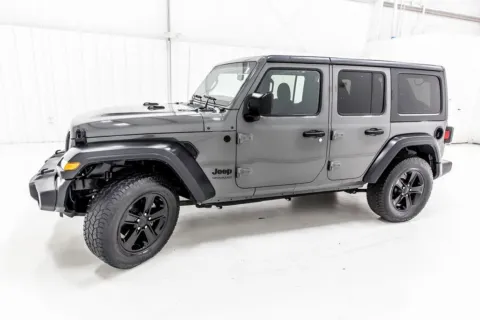 More photos of 2020 Jeep Wrangler Unlimited Sport Altitude at Sign It Drive It, TX