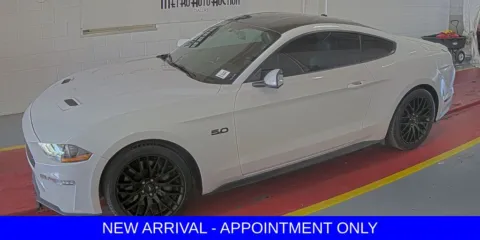 White 2018 Ford Mustang GT Premium for sale in Denton, TX