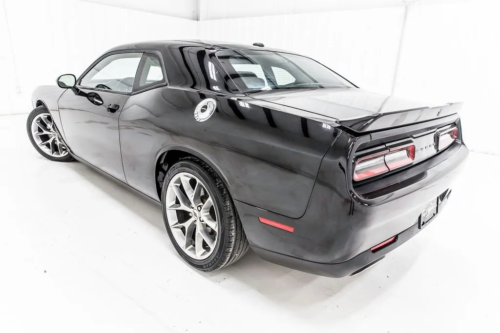 2022 Dodge Challenger GT - Photo 6