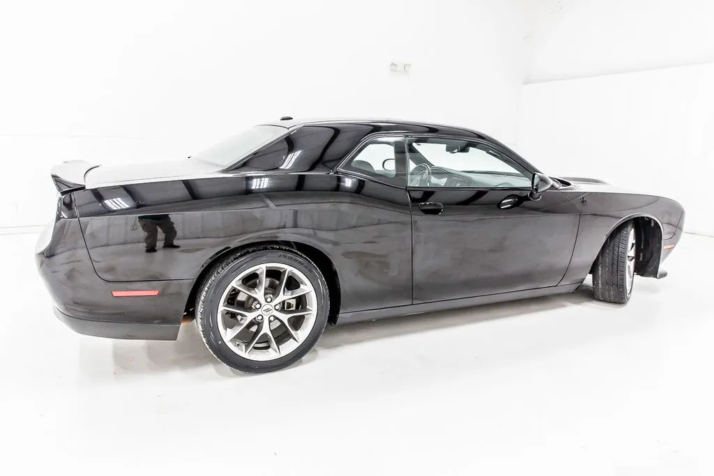 2022 Dodge Challenger GT - Photo 9