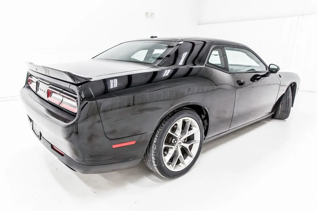 2022 Dodge Challenger GT - Photo 8