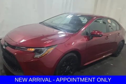 Red 2022 Toyota Corolla LE for sale in Denton, TX