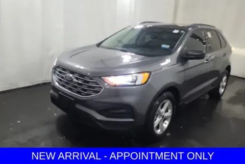 Gray 2022 Ford Edge SE for sale in Denton, TX