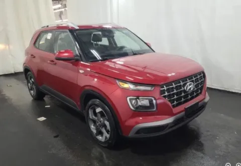 More photos of 2021 Hyundai Venue SEL at Sign It Drive It, TX
