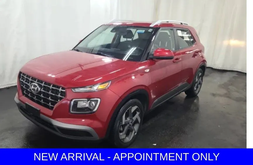 Red 2021 Hyundai Venue SEL for sale in Denton, TX