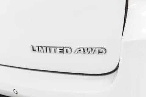 More photos of 2018 Toyota Highlander Limited at Sign It Drive It, TX